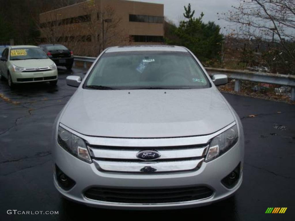 2010 Fusion SE V6 - Brilliant Silver Metallic / Charcoal Black photo #8