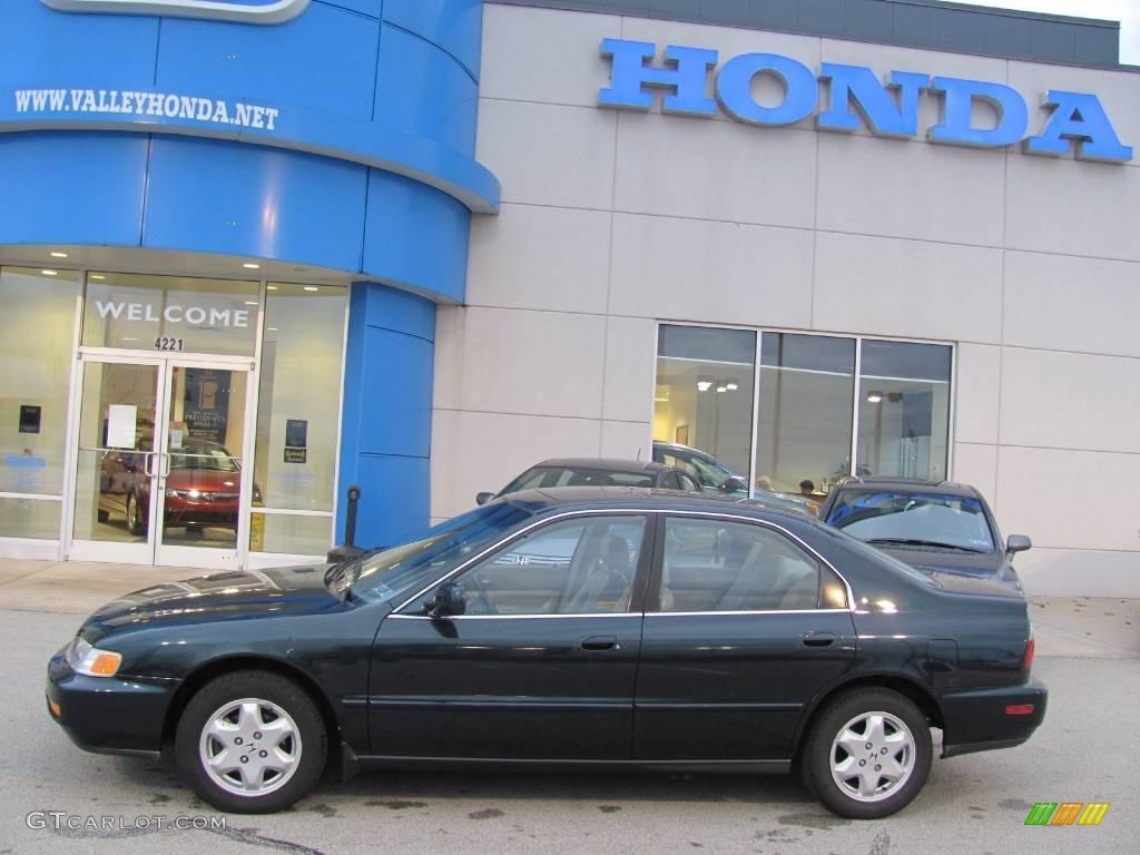 1996 Accord EX V6 Sedan - Sherwood Green Pearl Metallic / Beige photo #3