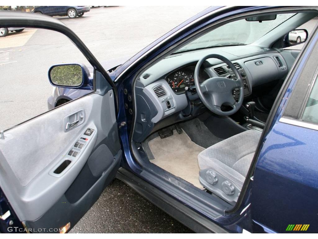 2002 Accord LX Sedan - Eternal Blue Pearl / Quartz Gray photo #10