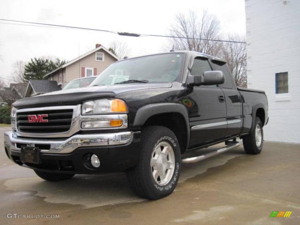 2004 Sierra 1500 SLE Extended Cab 4x4 - Onyx Black / Pewter photo #1