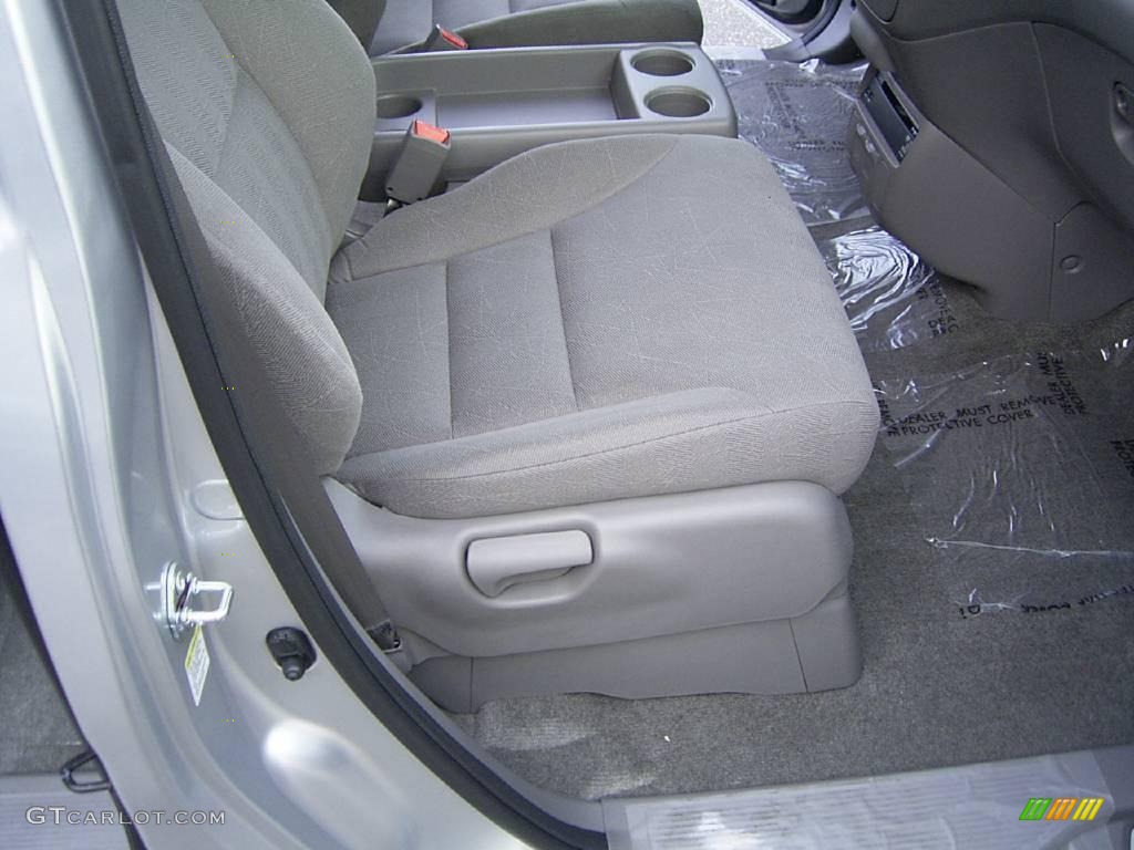 2010 Odyssey EX - Alabaster Silver Metallic / Gray photo #16