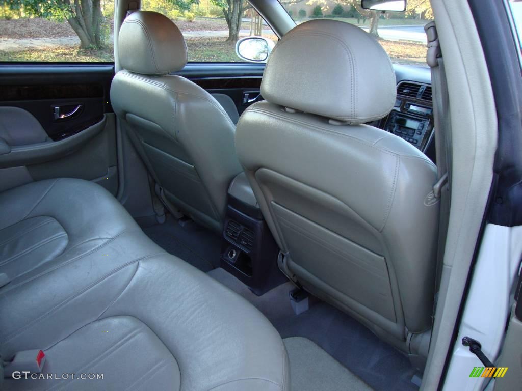 2002 XG350 L Sedan - Ivory White Pearl / Beige photo #19