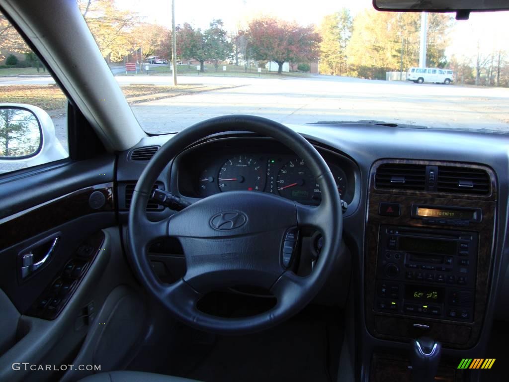 2002 XG350 L Sedan - Ivory White Pearl / Beige photo #27