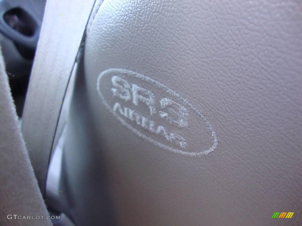 2002 XG350 L Sedan - Ivory White Pearl / Beige photo #39