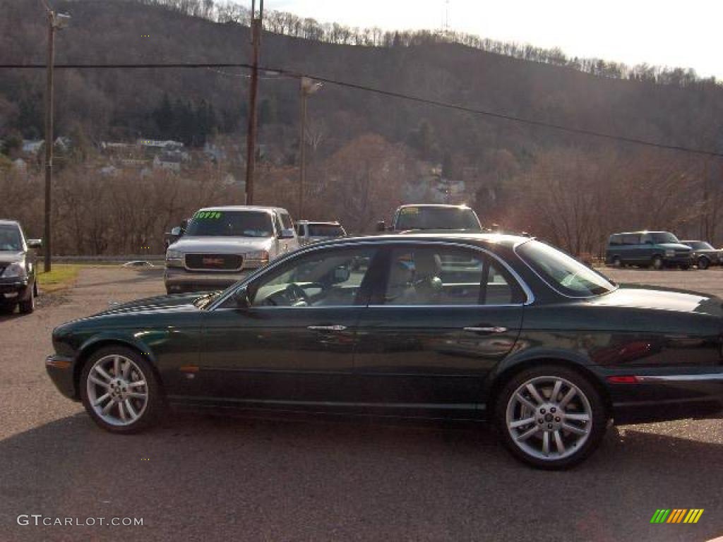 2004 XJ XJR - Jaguar Racing Green Metallic / Sand photo #8