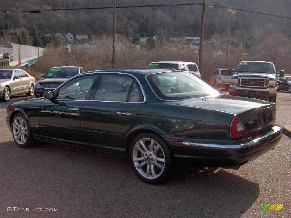 2004 XJ XJR - Jaguar Racing Green Metallic / Sand photo #9