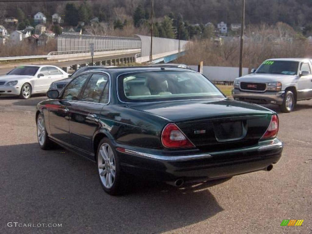 2004 XJ XJR - Jaguar Racing Green Metallic / Sand photo #10