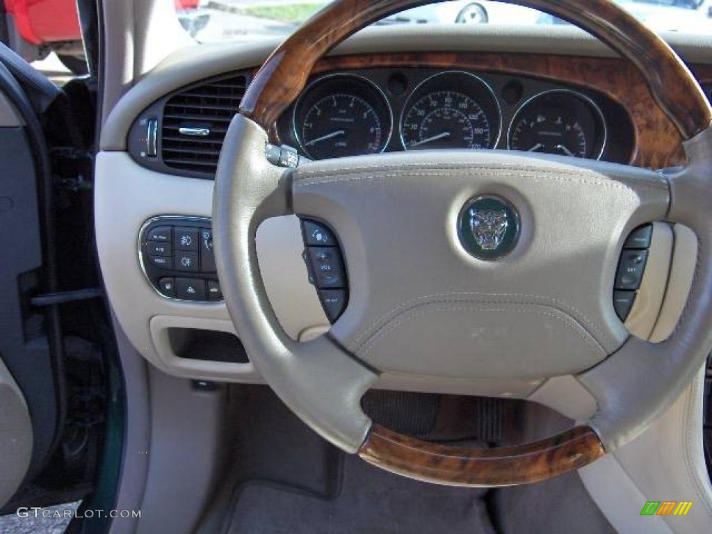 2004 XJ XJR - Jaguar Racing Green Metallic / Sand photo #25