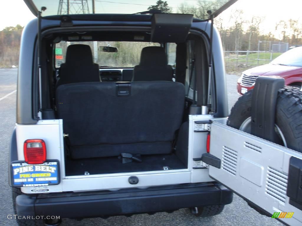 2006 Wrangler Rubicon 4x4 - Bright Silver Metallic / Dark Slate Gray photo #10