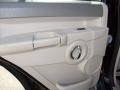 2007 Black Clearcoat Jeep Commander Overland  photo #33