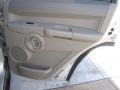 Light Graystone Pearl - Commander Sport Photo No. 47