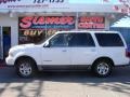 Oxford White 2001 Lincoln Navigator 4x4