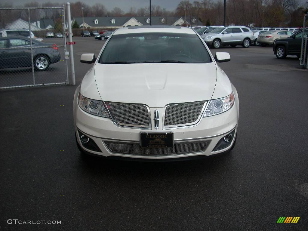 White Chocolate Tri-Coat Lincoln MKS