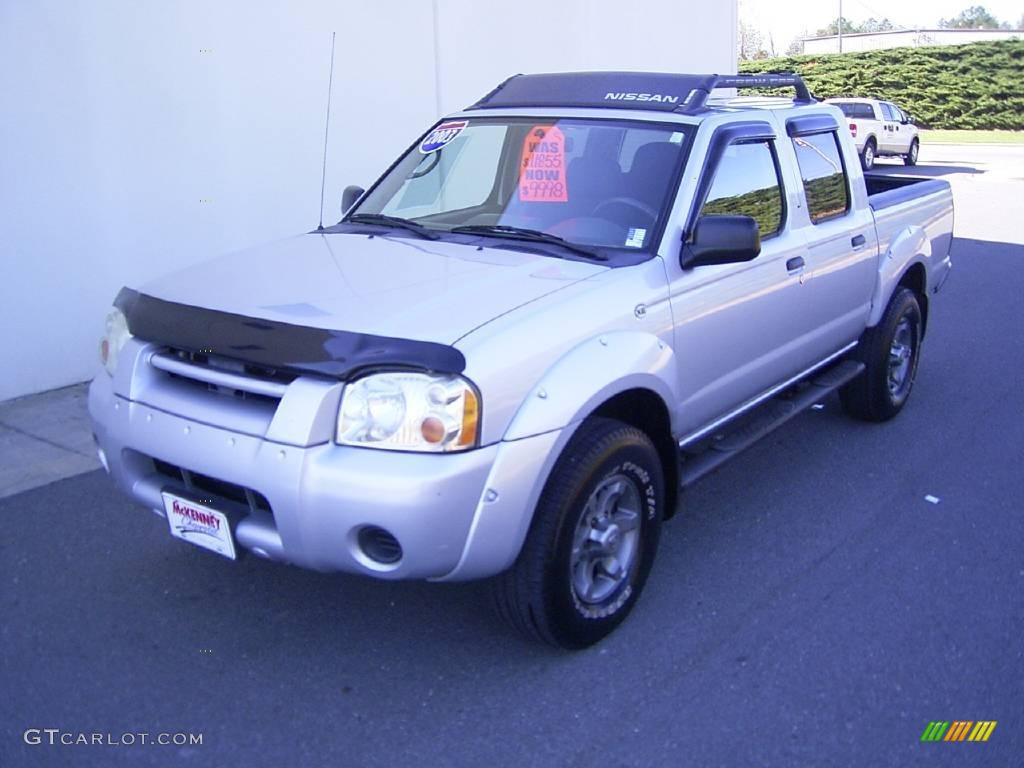 2003 Frontier XE V6 Crew Cab - Silver Ice Metallic / Gray photo #1