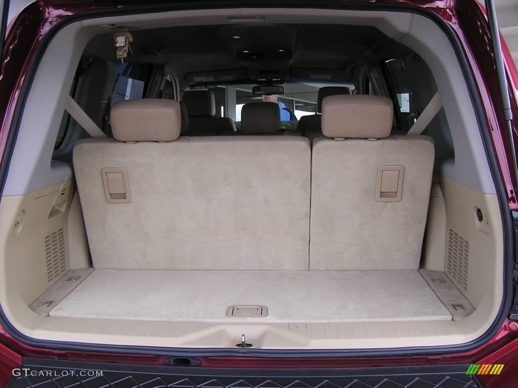 2007 Armada SE 4x4 - Red Brawn / Sand photo #12