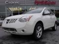 2010 Phantom White Nissan Rogue SL  photo #1