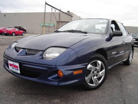 2001 Pontiac Sunfire SE Sedan Data, Info and Specs