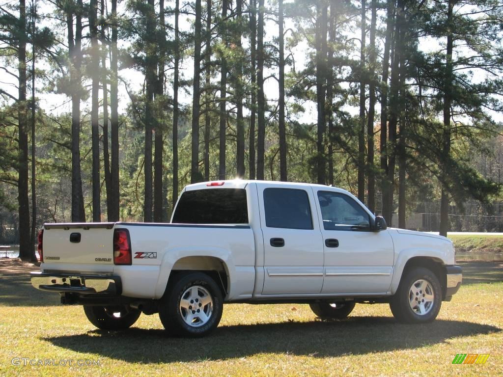 2005 Silverado 1500 Z71 Crew Cab 4x4 - Summit White / Dark Charcoal photo #7