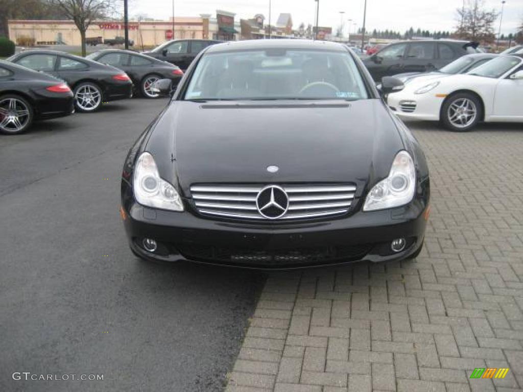 2006 CLS 500 - Black / Cashmere Beige photo #2