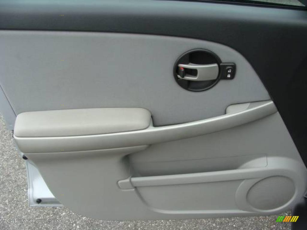 2005 Equinox LS AWD - Galaxy Silver Metallic / Light Gray photo #6