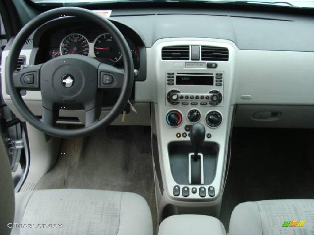 2005 Equinox LS AWD - Galaxy Silver Metallic / Light Gray photo #9