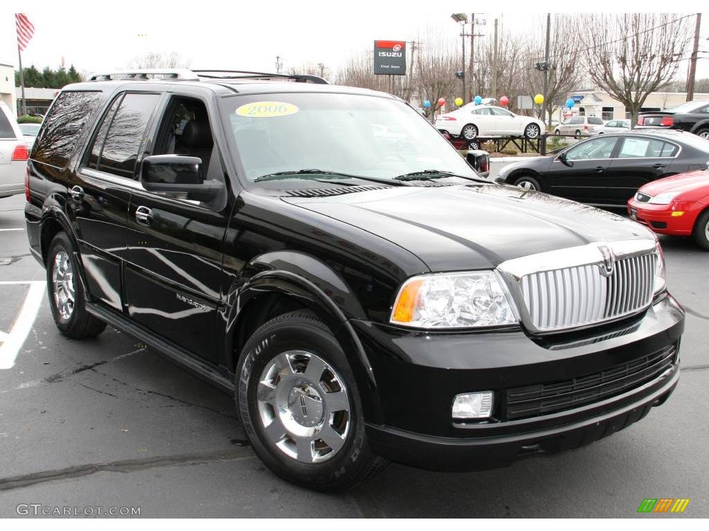 2006 Navigator Ultimate 4x4 - Black / Charcoal Black photo #3