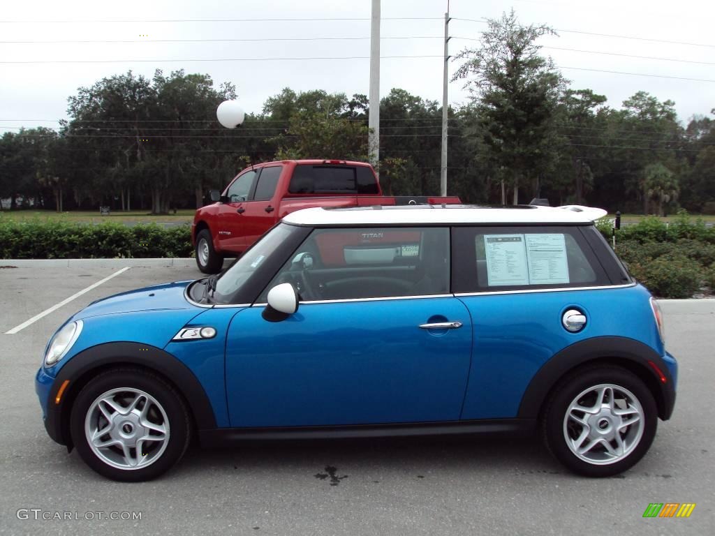 2007 Cooper S Hardtop - Laser Blue Metallic / Grey/Carbon Black photo #2