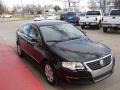 Deep Black - Passat Turbo Sedan Photo No. 4