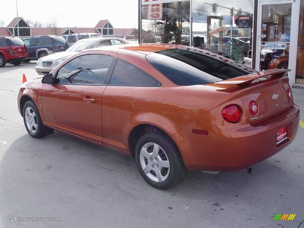 2007 Cobalt LS Coupe - Sunburst Orange Metallic / Gray photo #3