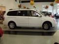 2008 White Kia Sedona LX  photo #6