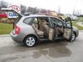 2009 Titanium Gray Kia Rondo LX  photo #19