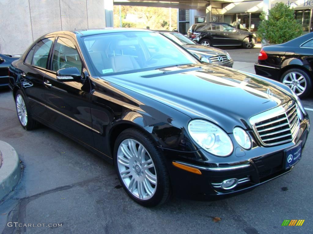 2008 E 350 4Matic Sedan - Black / Cashmere photo #3