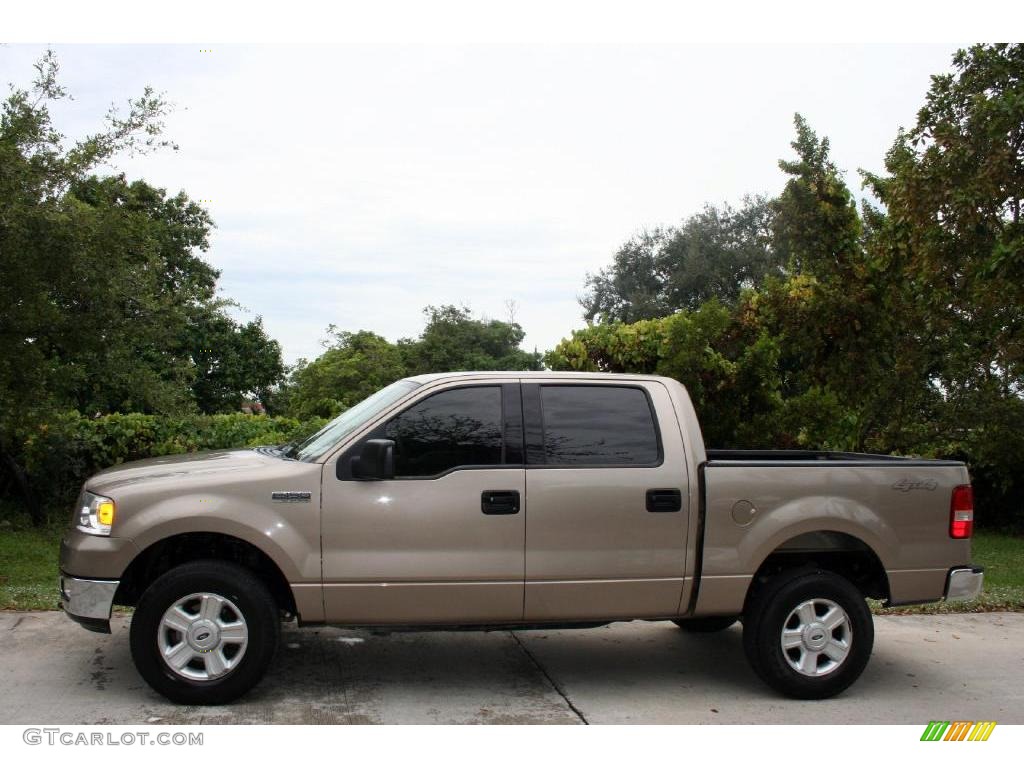 2004 F150 XLT SuperCrew 4x4 - Arizona Beige Metallic / Tan photo #4