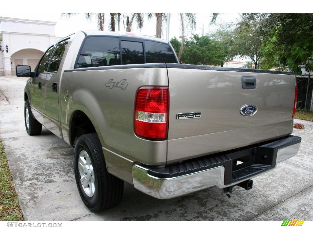 2004 F150 XLT SuperCrew 4x4 - Arizona Beige Metallic / Tan photo #25
