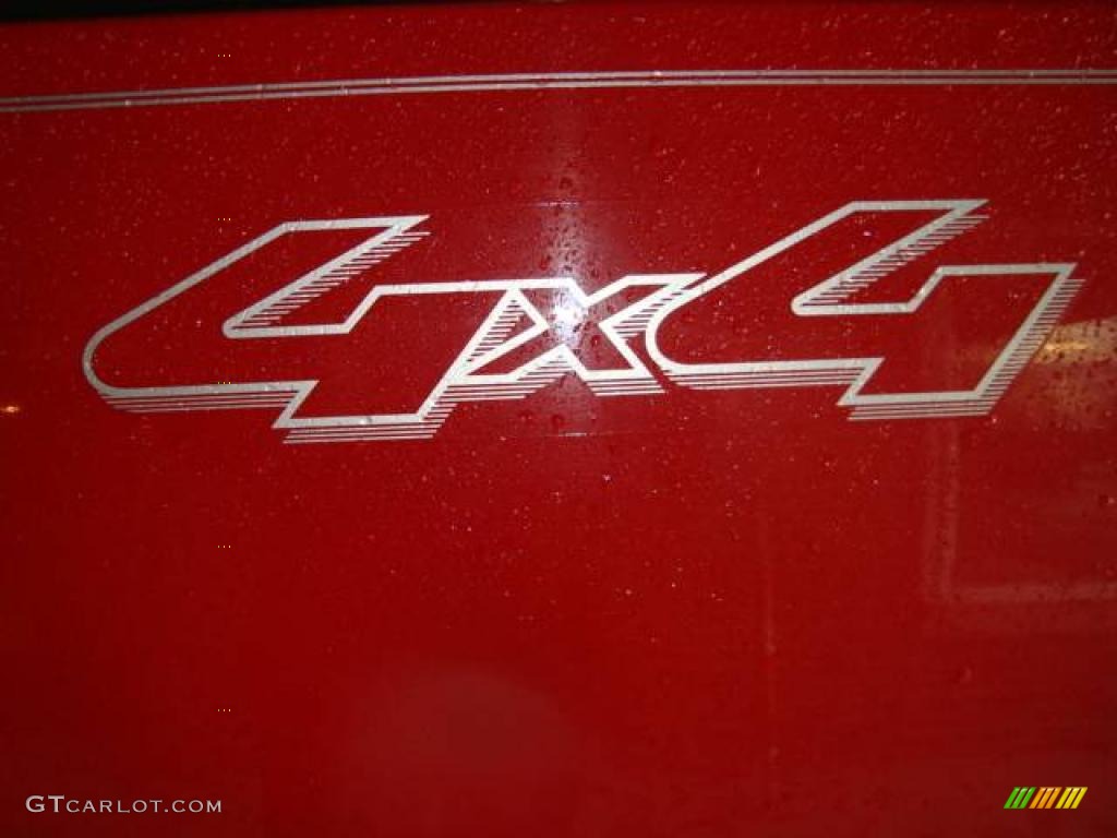 2005 F150 XLT SuperCrew 4x4 - Bright Red / Medium Flint/Dark Flint Grey photo #8