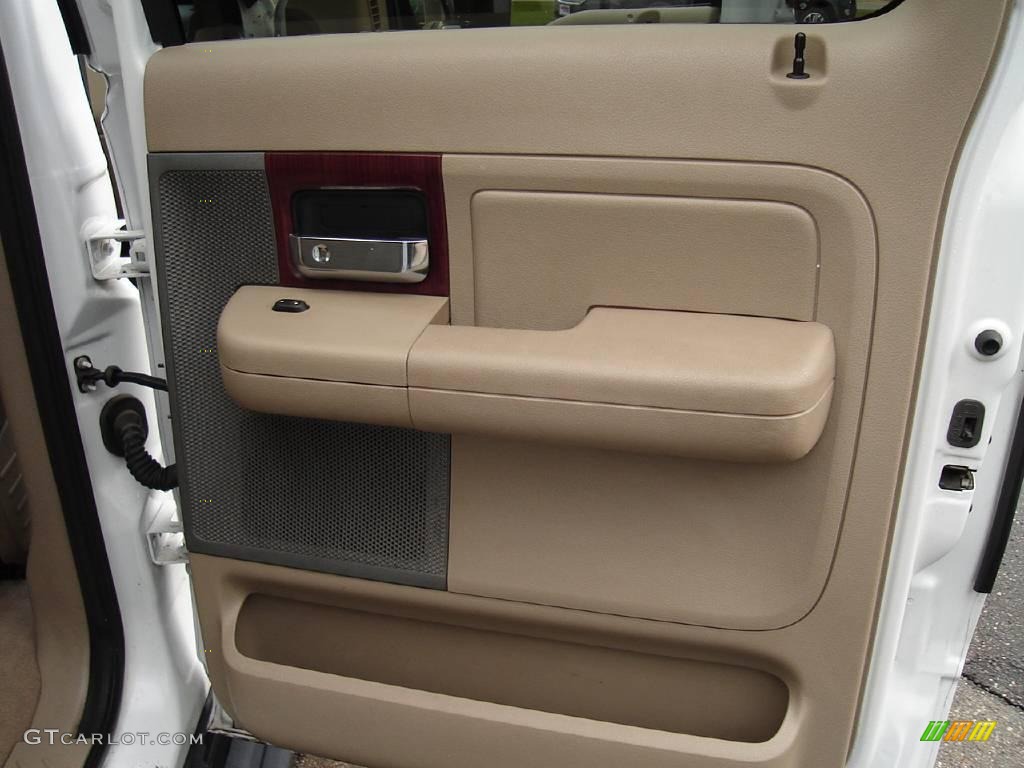 2005 F150 Lariat SuperCrew 4x4 - Oxford White / Tan photo #23