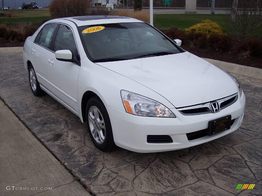 2006 Accord EX-L Sedan - Taffeta White / Ivory photo #1
