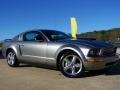 2008 Vapor Silver Metallic Ford Mustang V6 Deluxe Coupe  photo #35