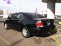 Black - Camry LE Photo No. 4