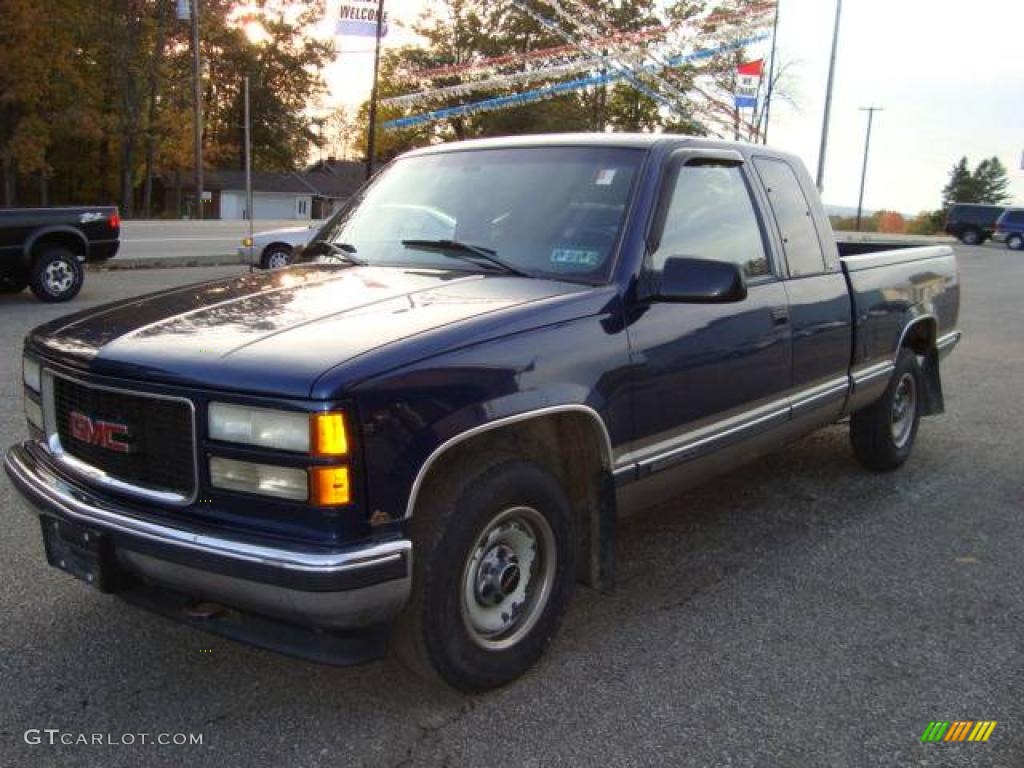 1998 Sierra 2500 SLE Extended Cab - Indigo Blue Metallic / Navy photo #6