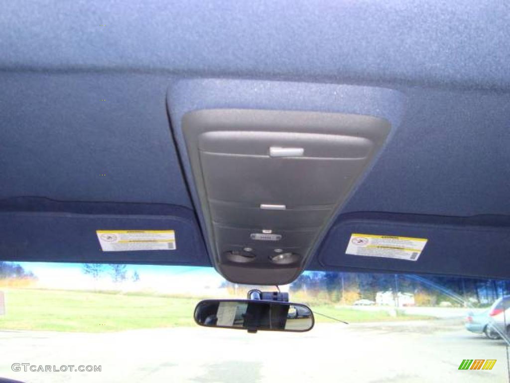 1998 Sierra 2500 SLE Extended Cab - Indigo Blue Metallic / Navy photo #16
