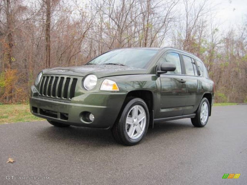 2007 Compass Sport 4x4 - Jeep Green Metallic / Pastel Slate Gray photo #1