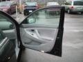 Black - Camry LE Photo No. 23