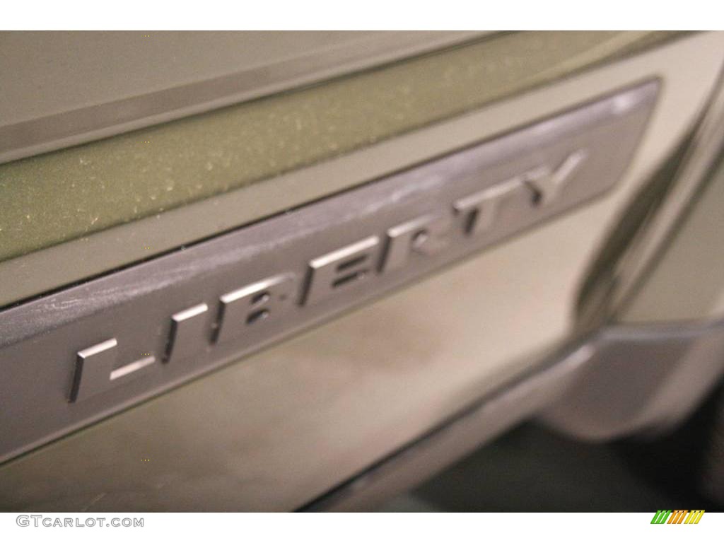 2008 Liberty Sport 4x4 - Jeep Green Metallic / Pastel Slate Gray photo #24