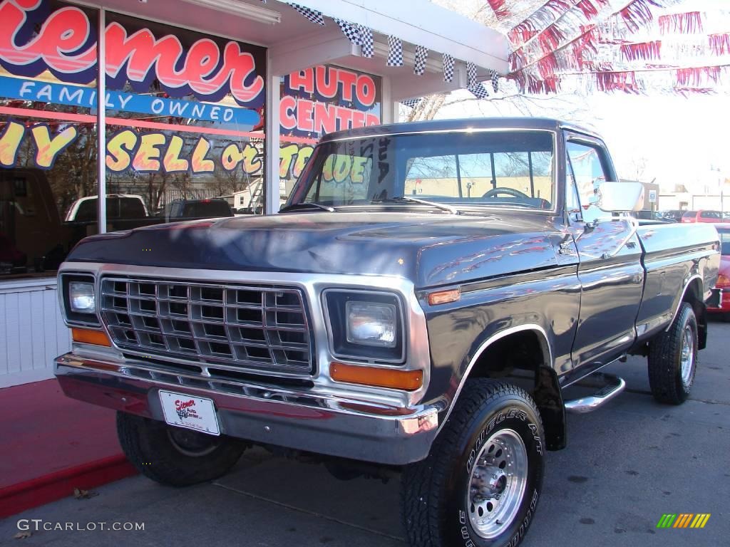 1979 F250 Custom Regular Cab - Dark Blue Metallic / Blue photo #2