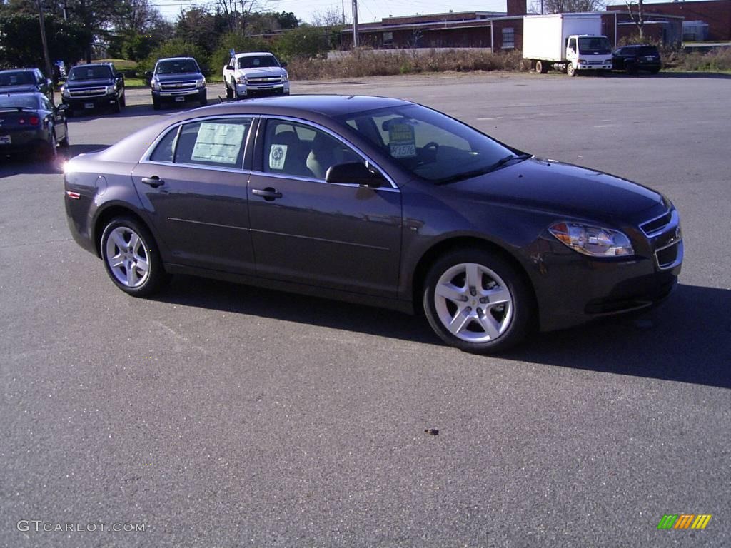 2010 Malibu LS Sedan - Taupe Gray Metallic / Titanium photo #5