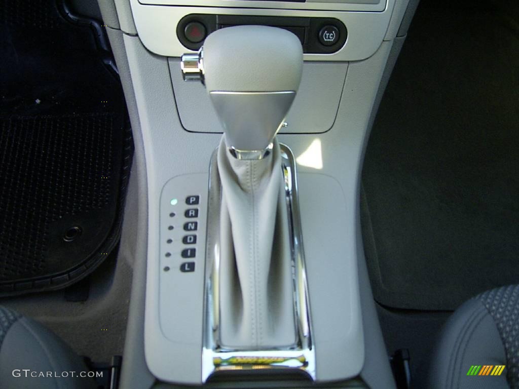 2010 Malibu LS Sedan - Taupe Gray Metallic / Titanium photo #23