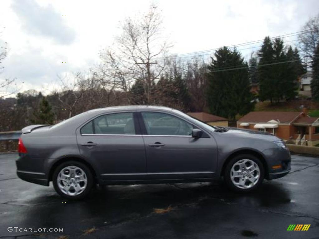 2010 Fusion SE - Sterling Grey Metallic / Medium Light Stone photo #2