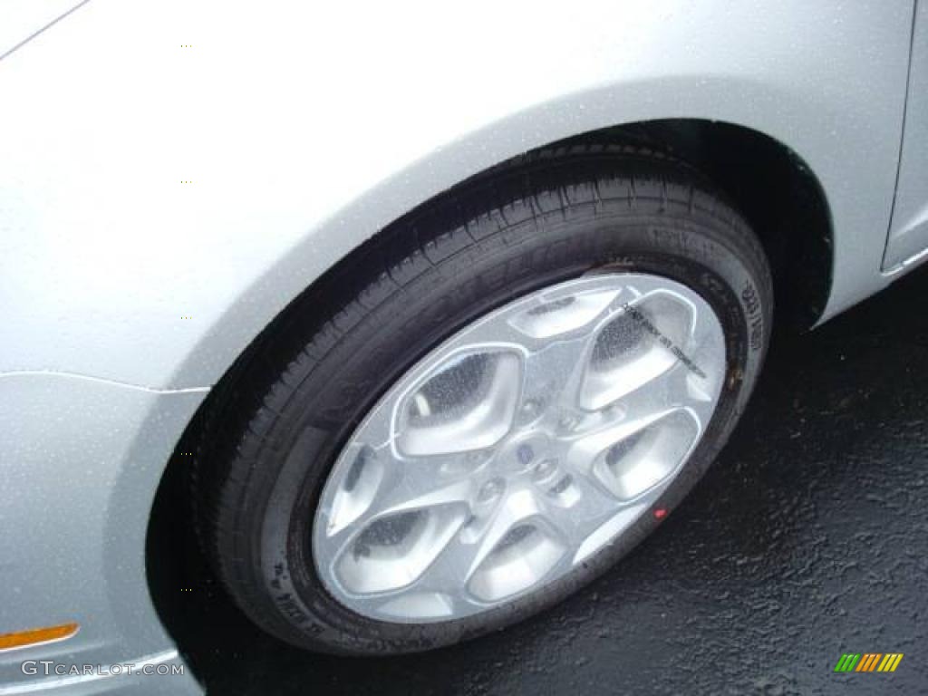 2010 Fusion SE - Brilliant Silver Metallic / Medium Light Stone photo #9