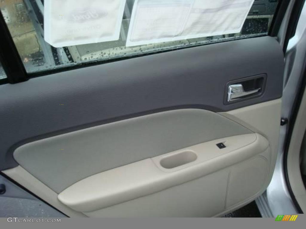 2010 Fusion SE - Brilliant Silver Metallic / Medium Light Stone photo #13